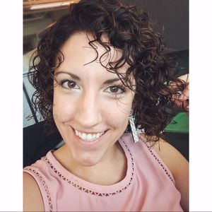 Meet your Posher, Jennie